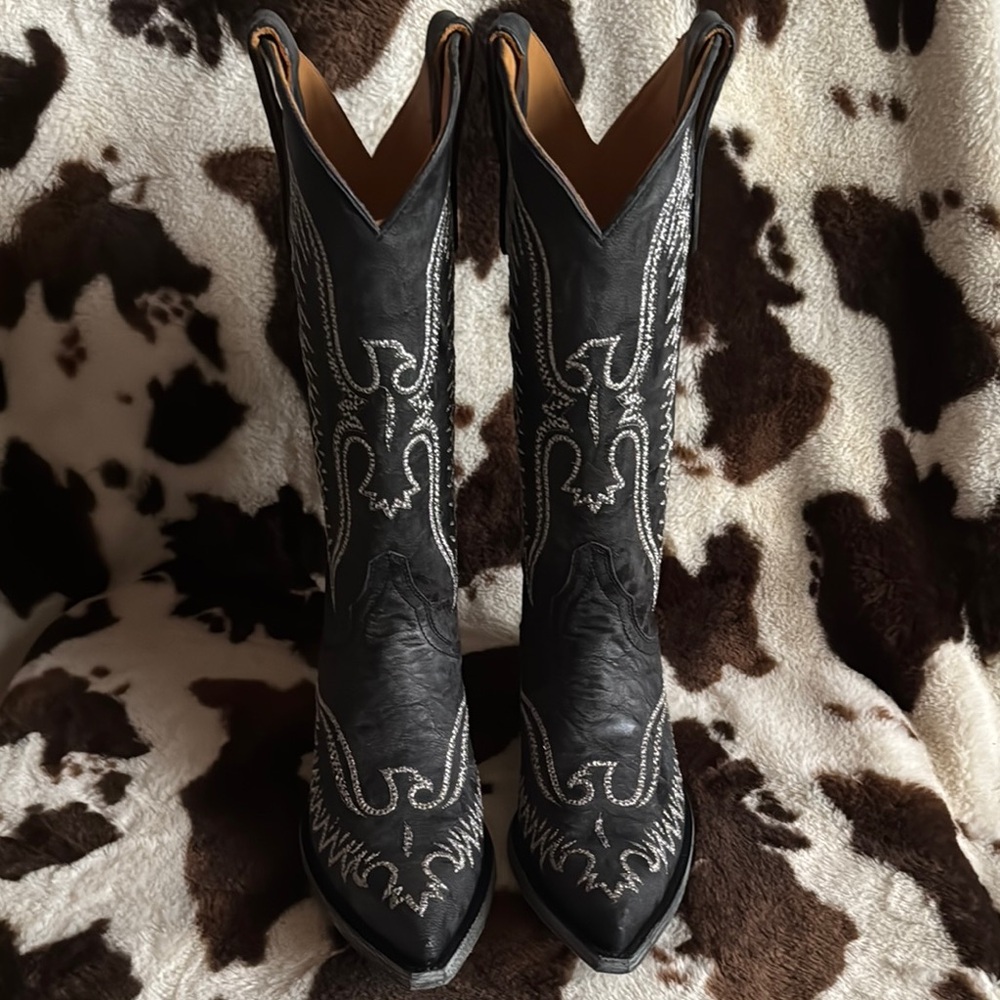 Old Gringo Black Western Cowboy Boots with Silver Eagle Embroidery - Picture 3 of 8
